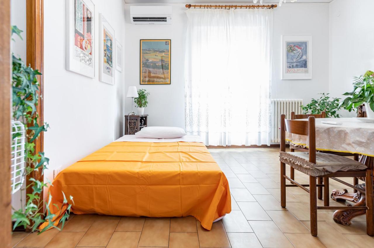 Central Station Terrace Apartment Near The Sea ペスカーラ エクステリア 写真